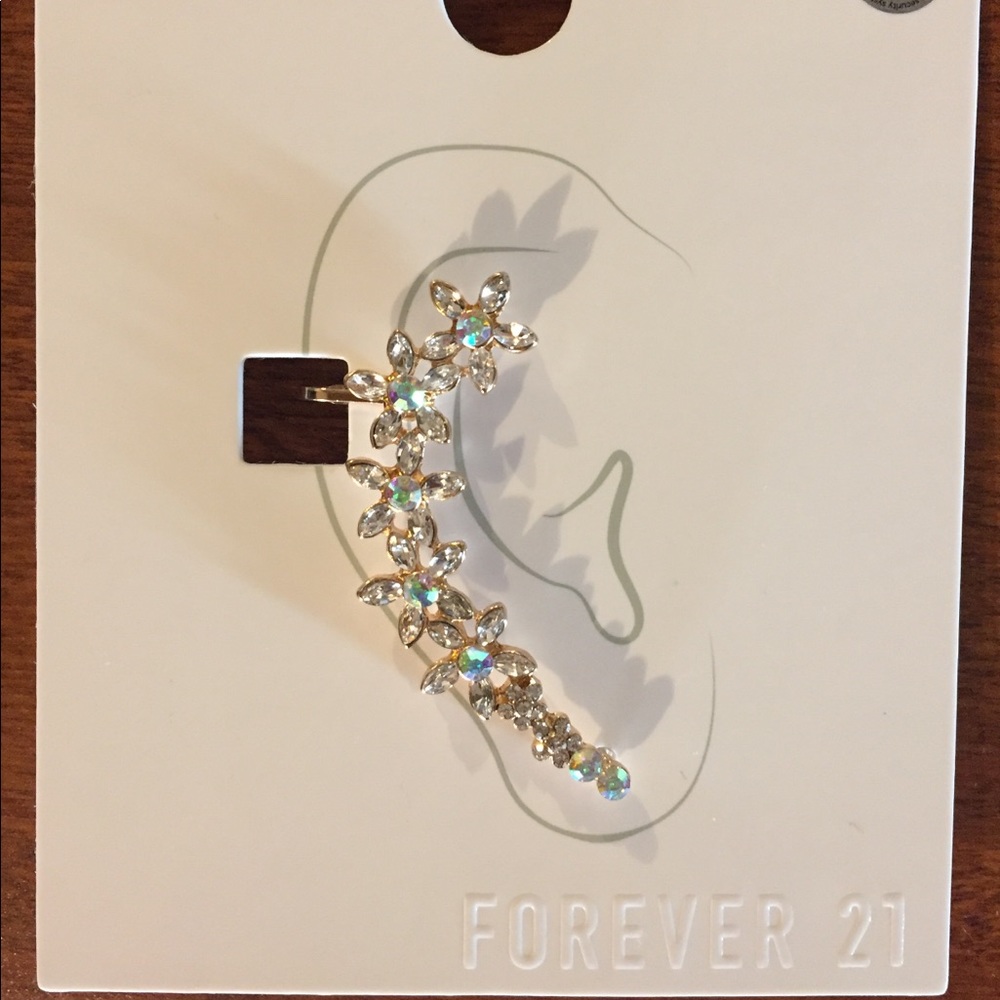 Forever21 Ear Crawler earing